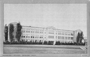 Newark Ohio Roosevelt School Street View Antique Postcard K49116