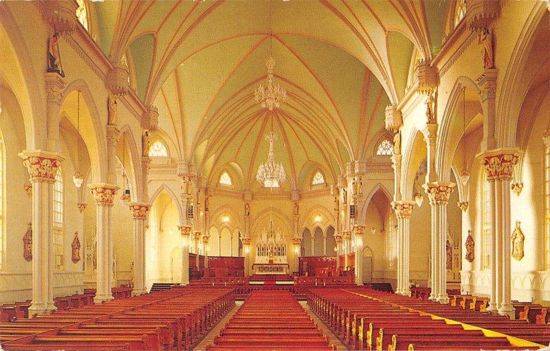 US5122 Canada L'Eglise St-Jerome Lac St-Jean Church Interior