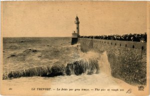 CPA Le TRÉPORT-La Jetée par gros temps (348296)