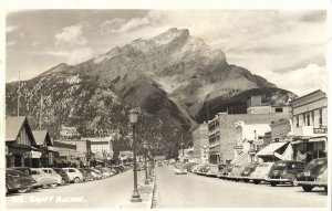 canada, BANFF, Alberta, Avenue with Cars (1950s) RPPC Postcard