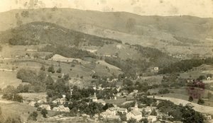 Postcard Early RPPC View of Taconic Hills, Petersburg, NY.  L8