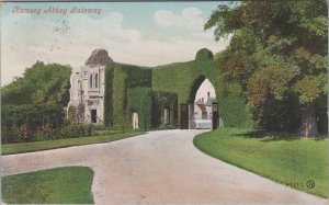 Cambridgeshire Postcard - Ramsey Abbey Gatehouse in Ramsey  XT673
