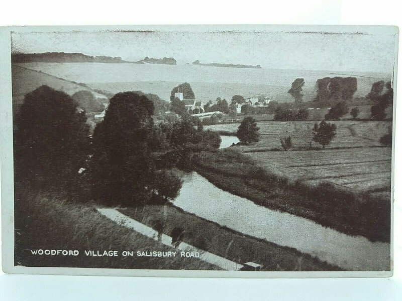 Woodford Village Nr Salisbury Wiltshire Vintage Postcard New Unused