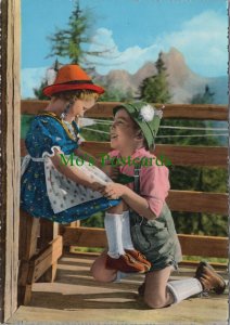 Children Postcard - Two Affectionate Children in The Mountains   RR19487