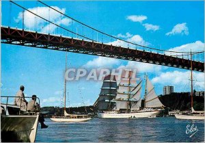 Postcard Modern Bordeaux (Gironde) New Suspension Bridge over the River Garon...