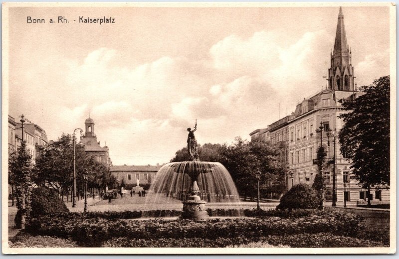 VINTAGE POSTCARD FOUNTAIN ON KAISER PLAZA SQUARE AT BONN GERMANY c. 1920