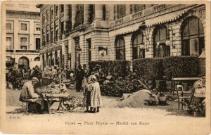CPA REIMS-Place Royale Marché aux fleurs (346997) 