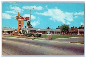 1967 Syl-Va-Lane Motel And Restaurant Scene Sylvania Georgia GA Posted Postcard