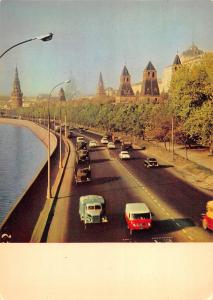 BT15757 kremlin embankment car voiture      Russia moscow postcard