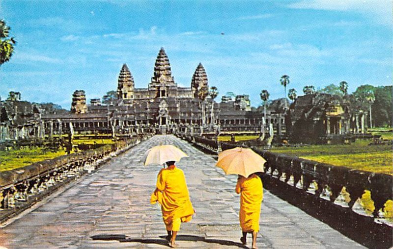 Angkor Wat, seen through Main Entrance Cambodia, Cambodge Unused 