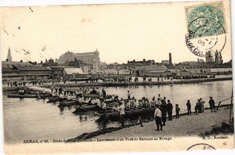 CPA ARRAS - École de Pont du Génie - Lancement d'un Pont de Bateaux .(220218)