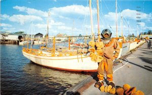 Tarpon Springs Florida 1972 Postcard Sponge Diver and Boats