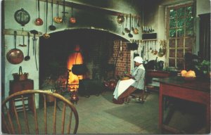 USA Governor's Palace Kitchen Williamsburg Virginia Chrome Postcard 03.47