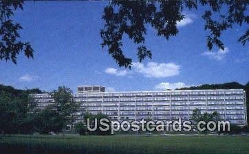 u of Iowa Mayflower Residence Hall - Iowa City