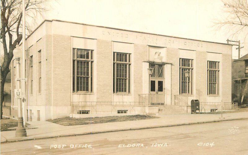 Iowa Eldora Post OffficeC-104 1940s RPPC Photo Postcard 22+7623