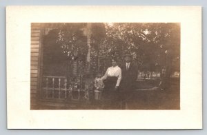RPPC  Beautiful Family Photo    Postcard