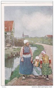 Mother Walking With Her Children, Naar Huis, Marken (North Holland), Netherla...