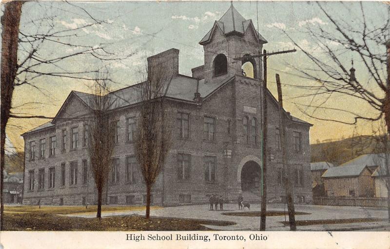 F6/ Toronto Ohio Postcard 1909 High School Building