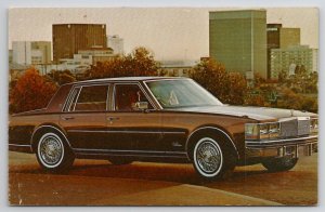Automobile 1977 Cadillac Postcard E21