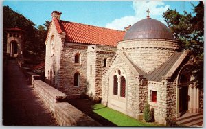 Keren's Memorial Saint Elizabeth Chapel Eureka Springs Arkansas AR Postcard