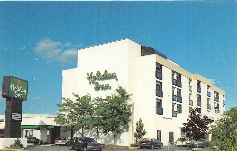 Bangor Maine 1980s Postcard Holiday Inn Motel Bangor Main Street