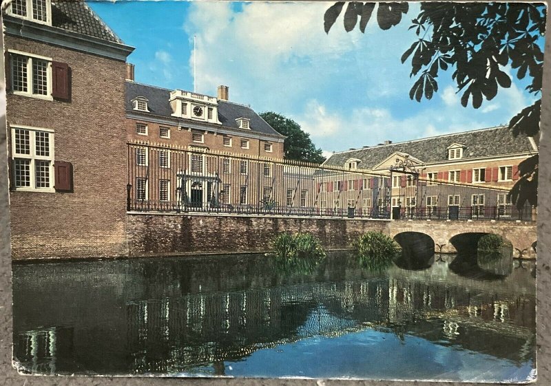 Netherland Zeist Slot van Zeist met Gracht - posted