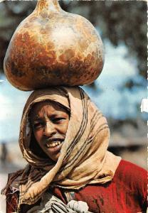 B91419 village woman harar types folklore ethiopia africa