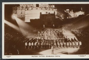 Scotland Postcard - Military Tattoo, Edinburgh Castle    RS15161