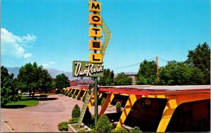 Postcard Motel Dun Rovin' 2626 Highway 24 East in Colorado Springs Colorado