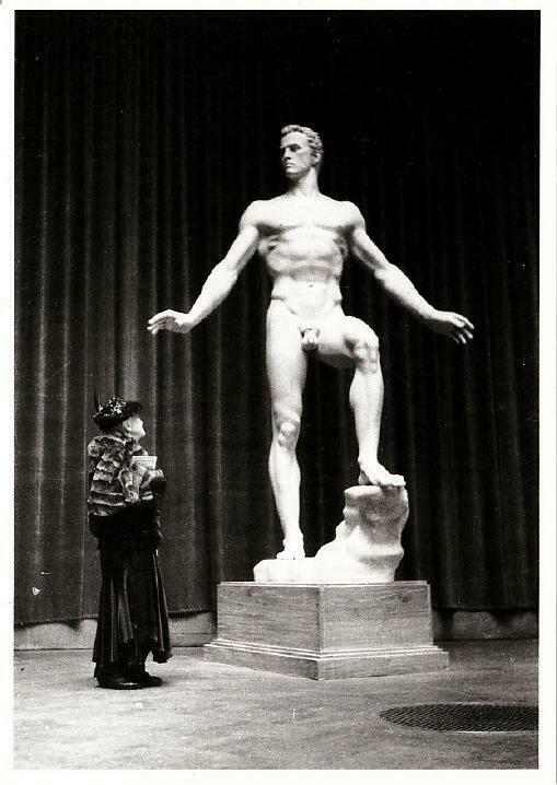 Der Sieger Nude Male Statue by Arno Breker Nazi Art Postcard