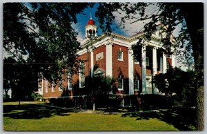 Oskaloosa Iowa 1975 Postcard Mary Spencer Memorial Hall William Penn College