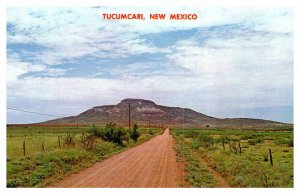 Postcard ROAD SCENE Tucumcari New Mexico NM AR9666