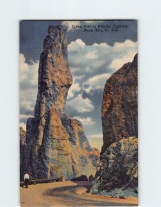 Postcard Totem Pole on Needles Highway Black Hills South Dakota USA