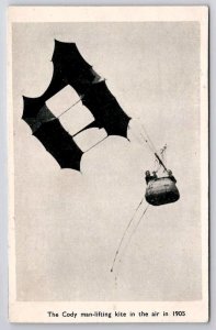 Aviation The Cody Man-lifting Kite In The Air In 1905 Postcard C39