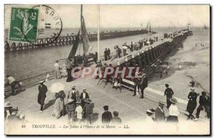 Old Postcard Trouville piers has the & # 39Heure of Maree
