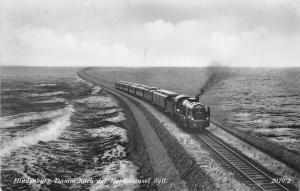 BG33411 hindenburg damm nach der nordseeinsel sylt train railway germany