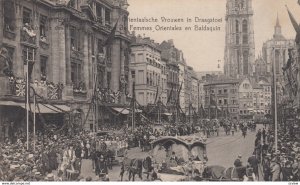 Antwerpen , Belgium , 00-10s ; Luweelenstoet , Orientaalsche Vrouwen in Draag...