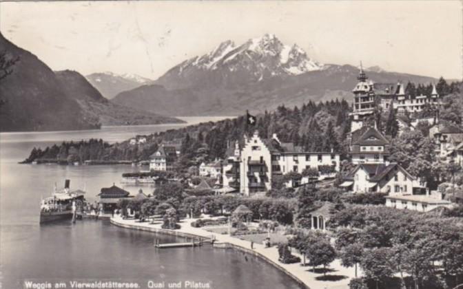 Switzerland Weggis am Vierwaldstaettersee Quai und Pilatus Photo