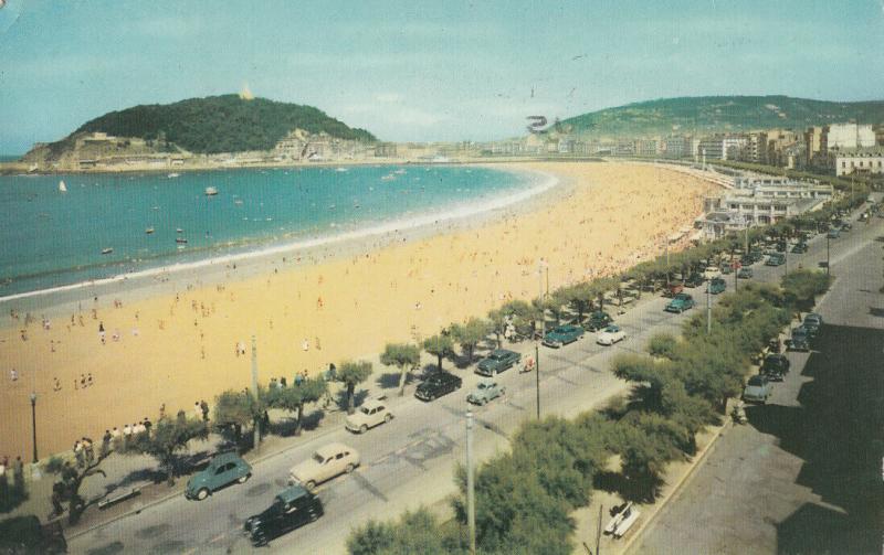 Spain San Sebastian promenade and beach of the Concha