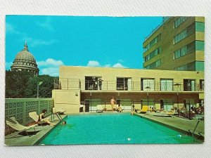 Vintage Postcard 1970's Park Motor Inn Hotel Capital Square Madison WI Pool