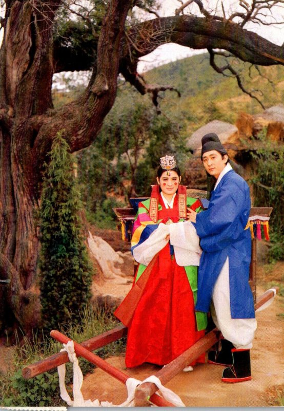 Korea Seoul Local Bride and Bridegroom In Traditional Costumes