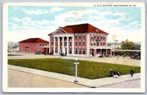 K41/ Huntington West Virginia Postcard c1910 C&O Railroad Depot 251