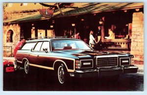 Advertising 1978 FORD LTD COUNTRY SQUIRE ~ University Ford Champaign IL Postcard