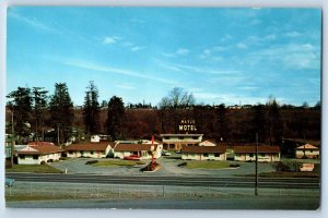1960 Seattle Washington Postcard Mayjo Motel Facing Tacoma Airport Lodge Inn