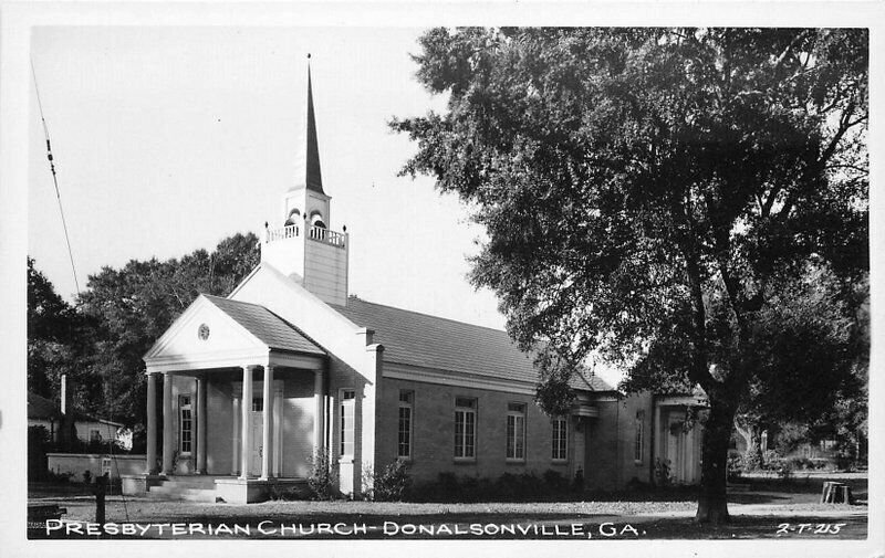 Donaldsonville Georgia Presbyterian Church 1940s RPPC Photo Postcard 21-5337