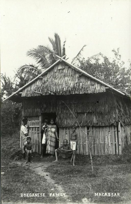 indonesia, CELEBES SULAWESI MAKASSAR, Buganese Family (1920s) RPPC Postcard