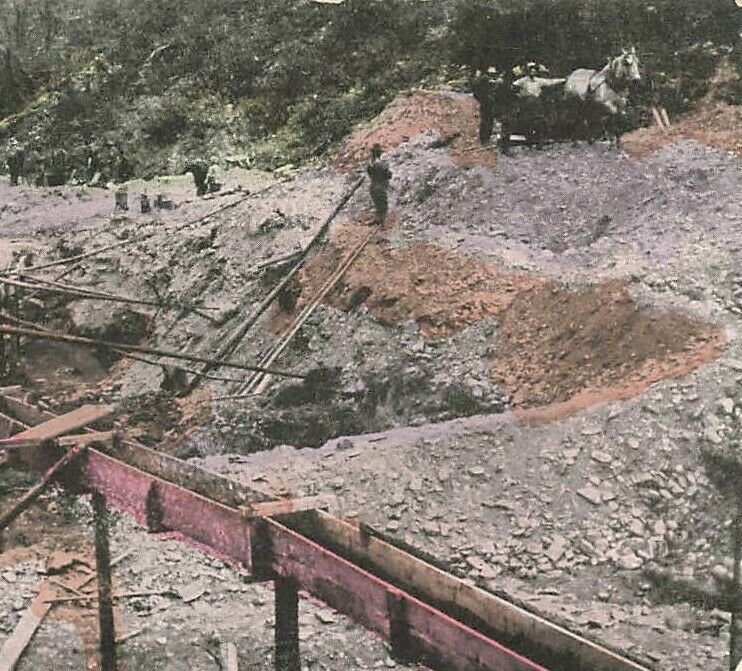 Alluvial Gold Mine Australia Pit Men Horse c1910  P229