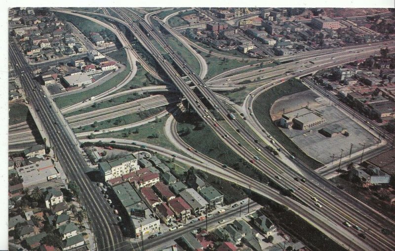 America Postcard - Los Angeles Freeway System - Los Angeles - California DP397