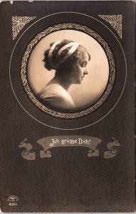 Victorian Woman Ichh Grüsse Dich! Vintage RPPC C041