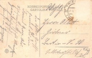 L035 Italy Trieste Galleria di Montuzza shops vintage postcard